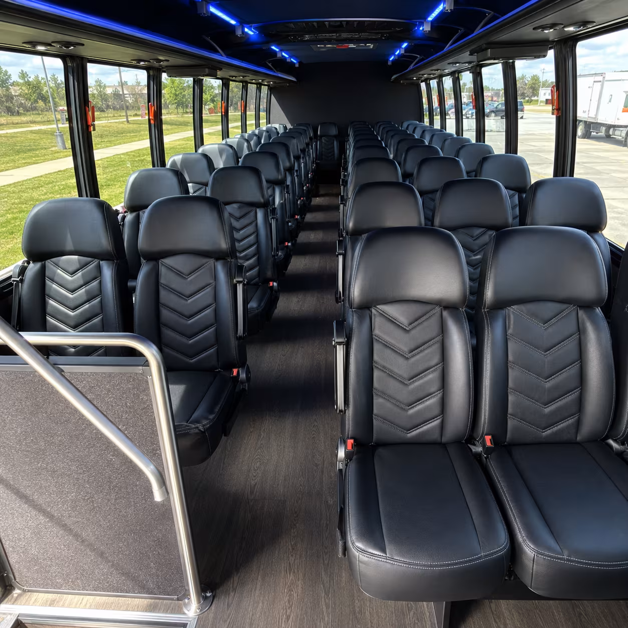 minibus rentals for claremont garden and hillside venue weddings
